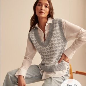 Abercrombie and Fitch Gray Houndstooth Sweater Cozy Vest Winter in Medium